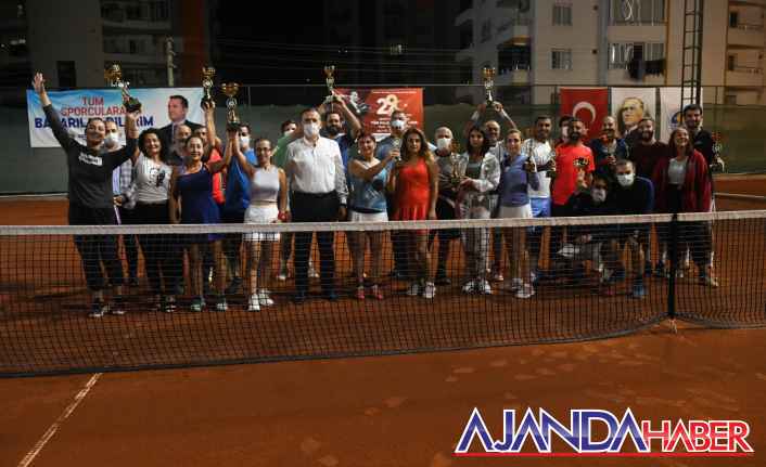 Cumhuriyet Tenis Turnuvası Sona erdi.