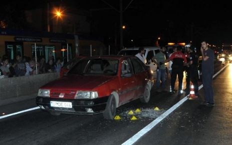 Antalya'da polislere silahlı saldırı