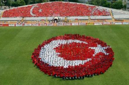 Mersin Milletvekilleri 19 Mayıs'ı Kutladı